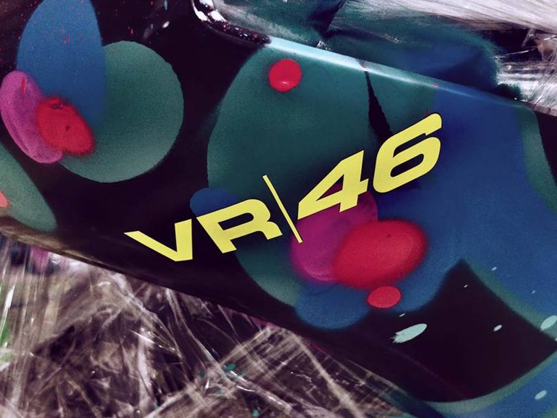 Le nuove livree dello Sky Racing Team VR46 che gareggeranno domenica a Misano, realizzate in collaborazione con Sky Arte HD dall’artista “Zero-T”.